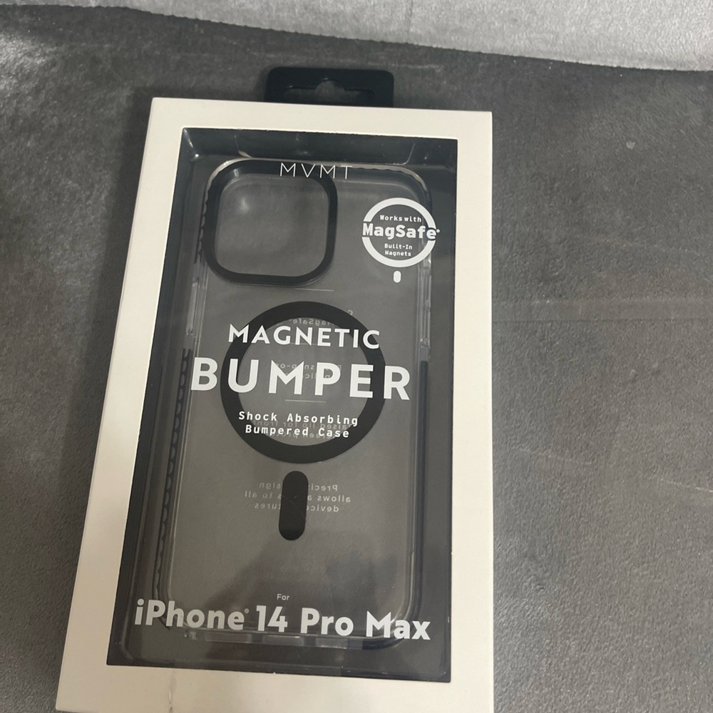 MVMT Black Magnetic Case for iPhone 14 Pro Max